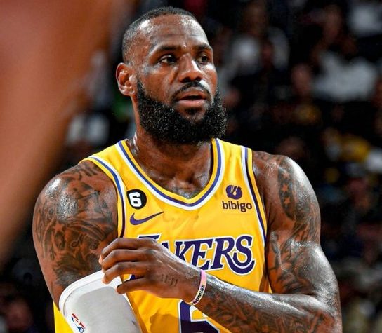 Lebron James: «Hasta que te ganen cuatro veces hay que tener confianza»