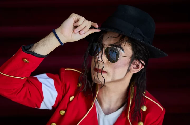 Sombrero de Michael Jackson se subastará entre 60,000 y 100,000 euros en París