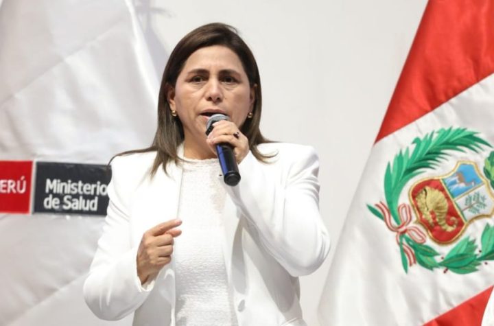 Ministra de Salud de Perú renuncia tras ser cuestionada en Congreso por casos de dengue