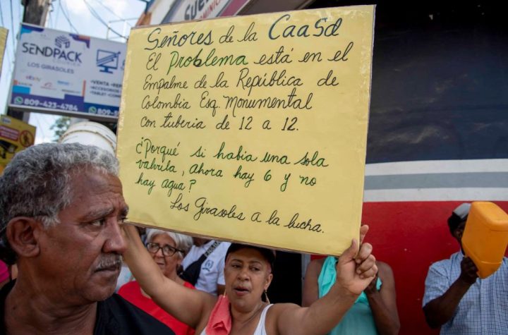 En Los Girasoles marcharán por los apagones, asfaltado de calles e incumplimiento de la CAASD