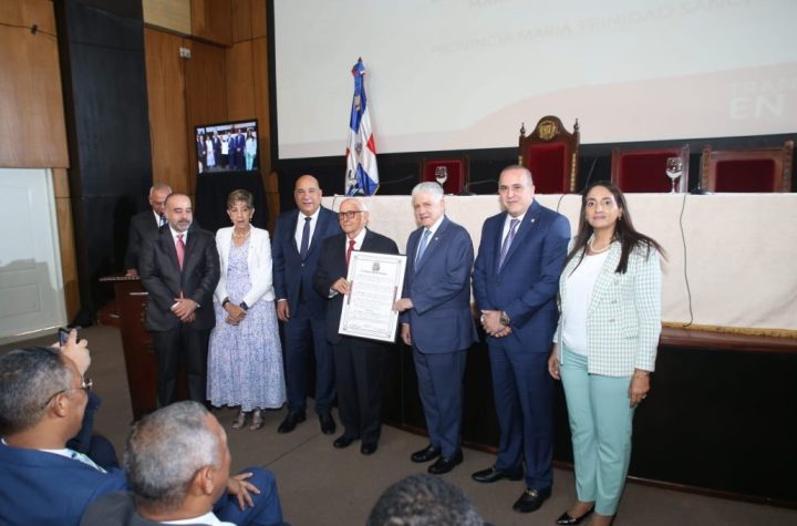 Senado de la República reconoce a constituyentes de 1963