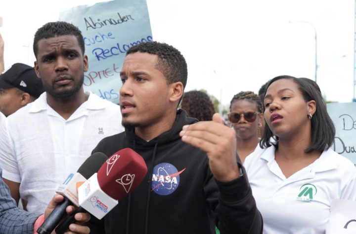 Continúan protestas en Metro de Santo Domingo por desvinculaciones de empleados