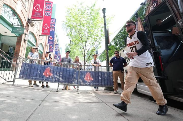 Rockies celebran el primer anillo de los Nuggets en la NBA