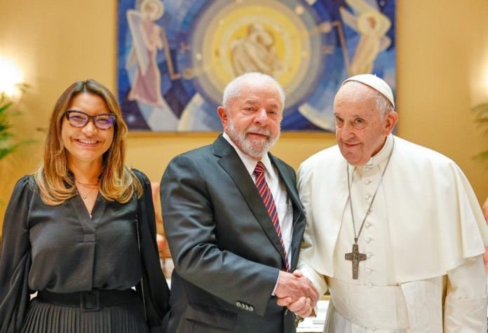 Lula da Silva llega al Vaticano para reunirse con el papa Francisco