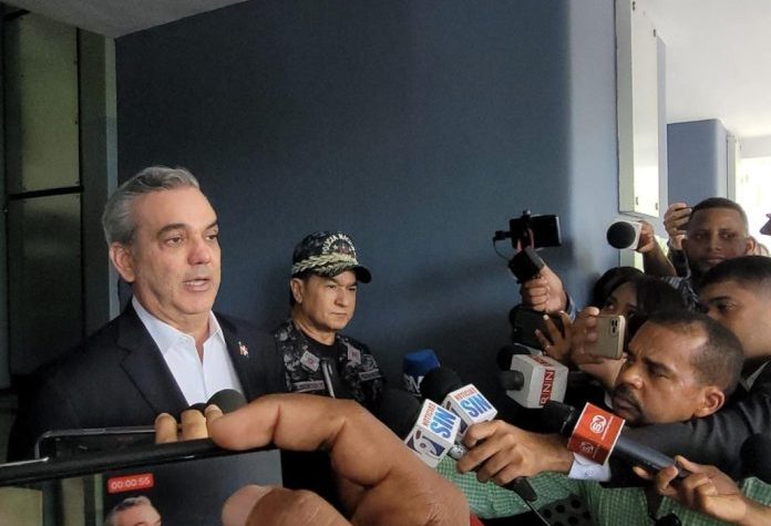 Presidente Abinader asegura despliega acciones para una Policía moderna