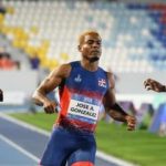 El dominicano José González, gana plata en los 100 metros masculinos tras el guyanés Archibald