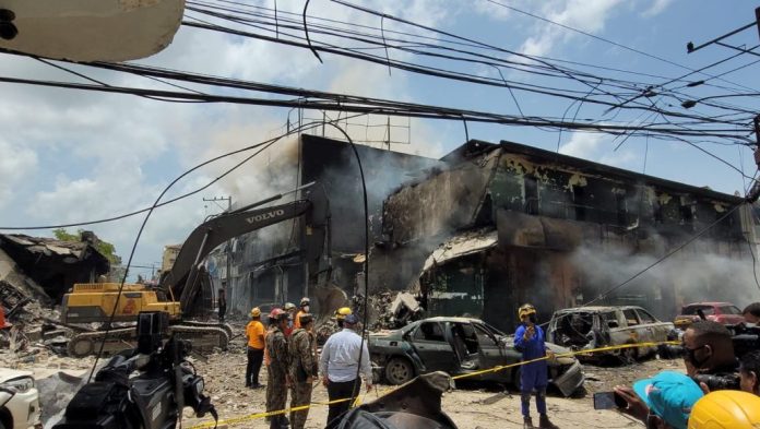 MOPC confirma en zona de la explosión de San Cristóbal se iba a construir un parqueo