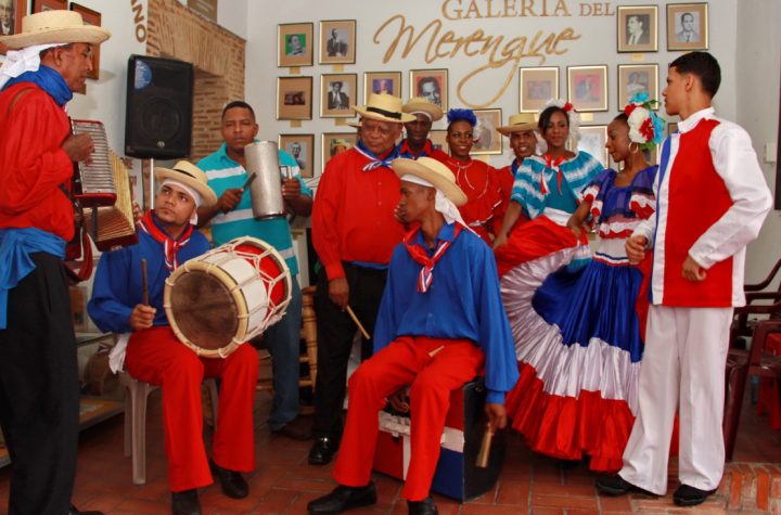 Hacer merengue es muy caro, asegura Kinito Méndez