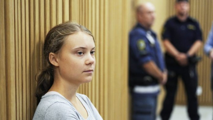 Greta Thunberg boicotea festival del libro y acusa a su patrocinador de «lavado verde»