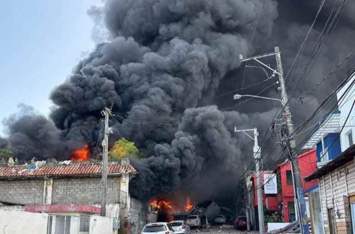 Desaprensivos saquean establecimientos afectados por explosión en San Cristóbal