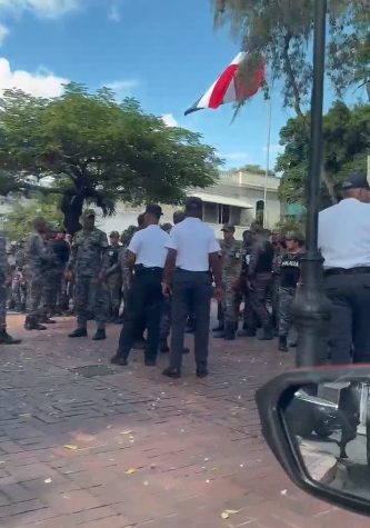 Policía Nacional interviene la Zona Colonial para evitar nuevos desórdenes