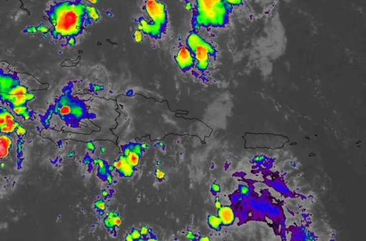 Sistema tropical en el mar Caribe y vaguada generarán aguaceros en el país