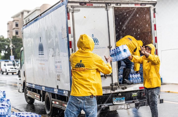 Plan Social mantiene equipos en todo el país asistiendo a familias afectadas por inundaciones