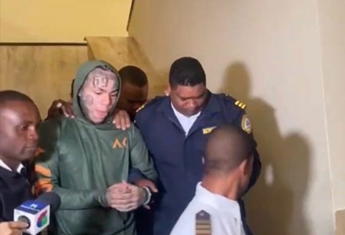 Ministerio Público dice Tekashi golpeaba a Yailin bajo «los efectos de drogas»