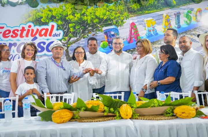 Realizan 2da edición del Festival del Paraíso, Barahona para promover el turismo y el desarrollo agropecuario de la zona.