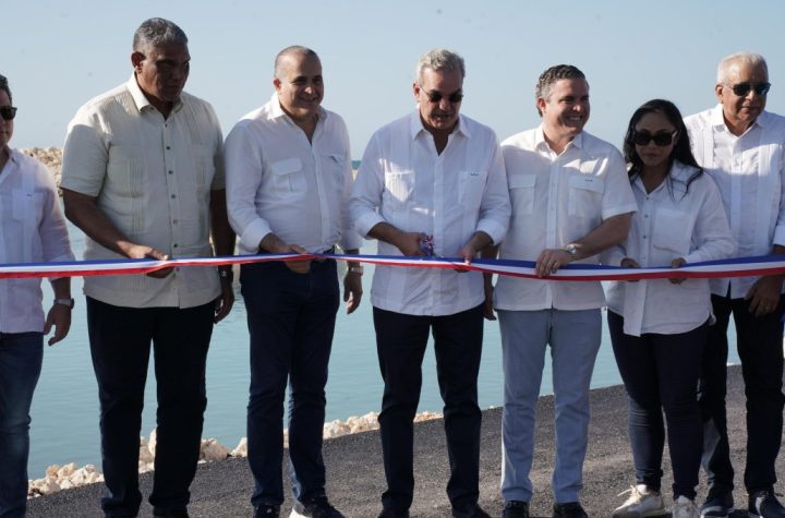 Gobierno deja inaugurado el muelle pesquero de Cabrera