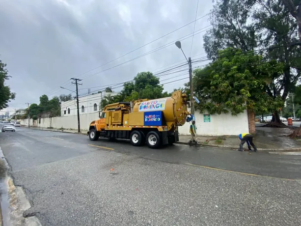 Alcaldía del DN realiza labores para mitigar efectos de las lluvias