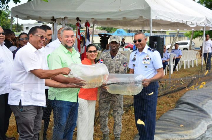 Buscan mejorar nutrición de soldados dominicanos, Galván inaugura proyecto acuícola de 30 mil alevines en Fuerza Aérea Dominicana