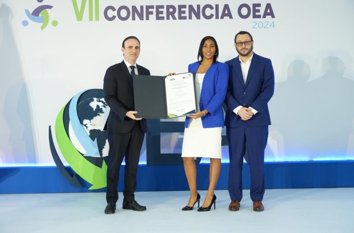 In Side Logistics Dominicana logra Certificación OEA, un paso gigante hacia la excelencia logística en RD