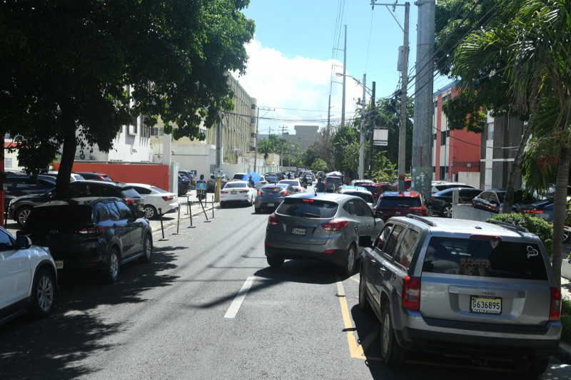 Los choferes se burlan de ‘Parquéate Bien’