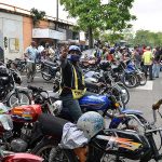 Intrant podría prohibir circulación de motociclistas a partir de las 10 de la noche