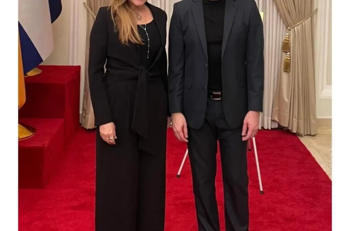 Carolina Mejía participa en reunión con el presidente Nayib Bukele